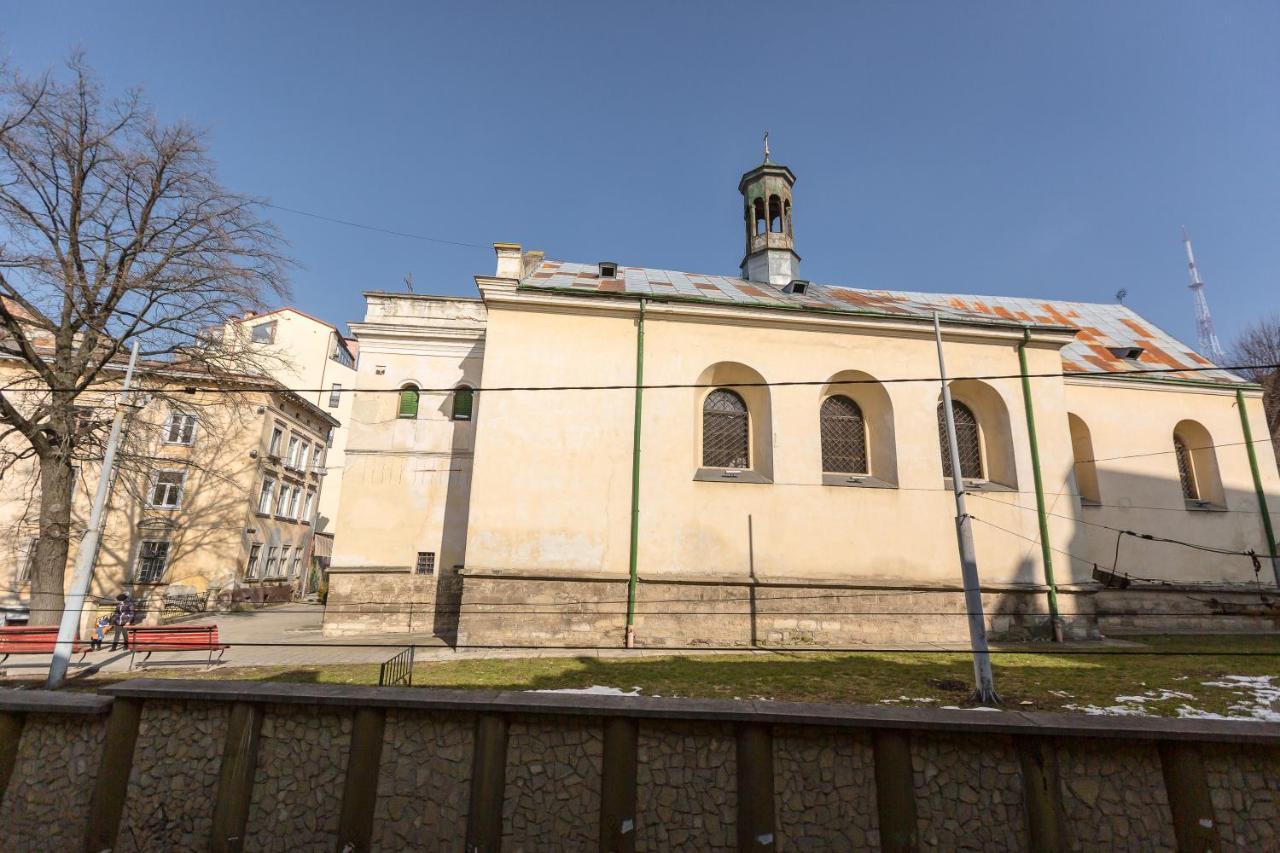 Квартира Студія Біля Оперного Театру По Вулиці Гонти 4-3А Lviv Dış mekan fotoğraf